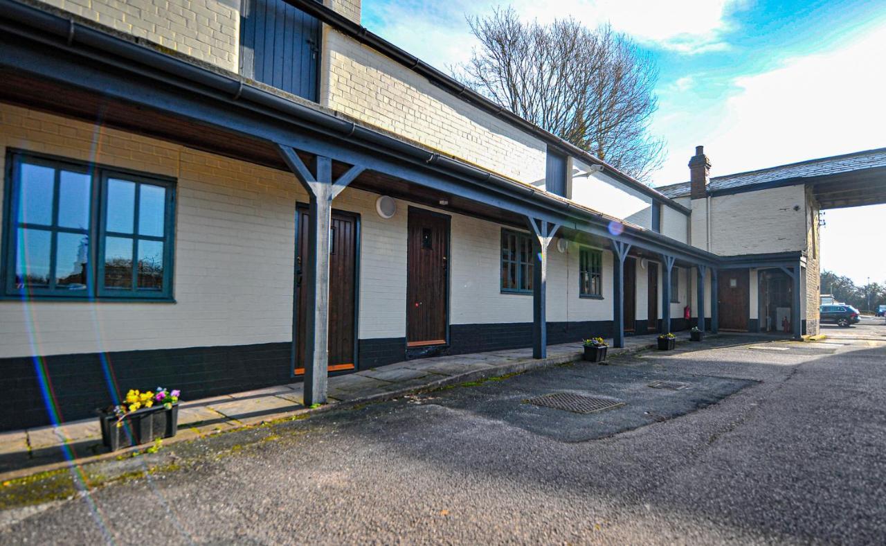 The Coachman Pub, Hartford, Room Only Hartford  외부 사진